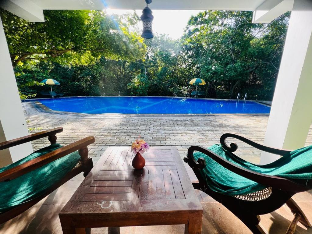 Nature Lanka Ayurveda Resort - All Meals And Ayurveda Treatments With Yoga 탕갈레 외부 사진
